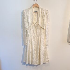 VINTAGE NU MODE cream lace dress - size small